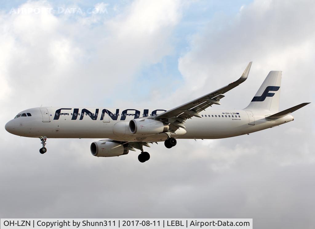 OH-LZN, 2017 Airbus A321-231 C/N 7570, Landing rwy 25R