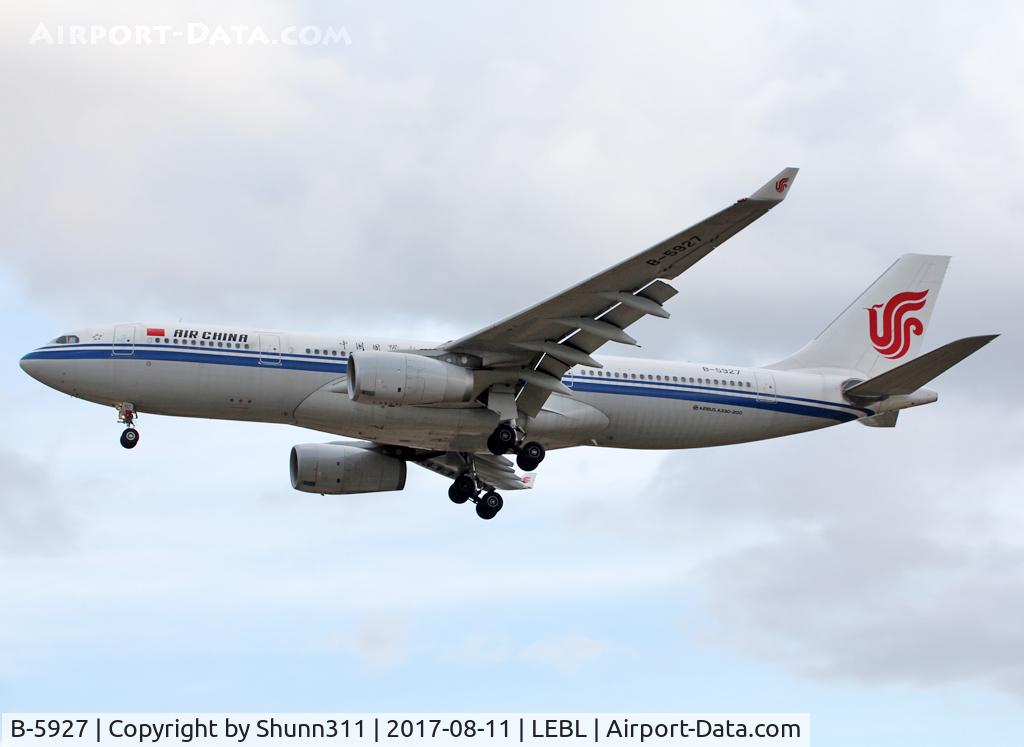 B-5927, 2013 Airbus A330-243 C/N 1444, Landing rwy 25R