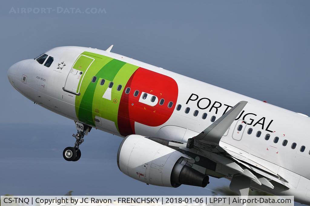 CS-TNQ, 2009 Airbus A320-214 C/N 3769, 