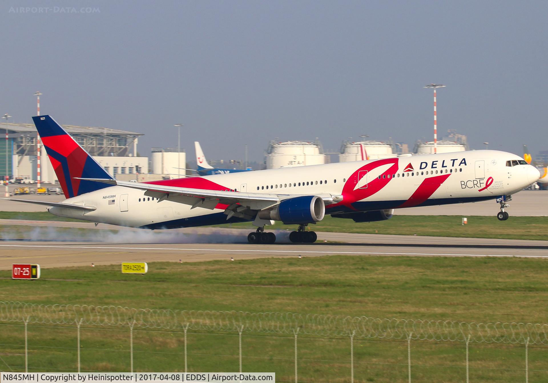 N845MH, 2002 Boeing 767-432/ER C/N 29719, N845MH at Stuttgart Airport.