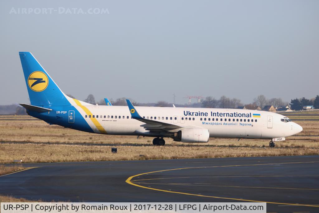 UR-PSP, 2001 Boeing 737-8Q8 C/N 28241, Taxiing
