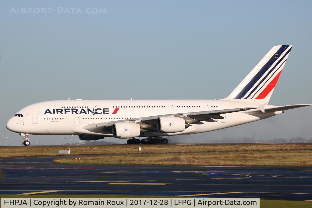 F-HPJA, 2010 Airbus A380-861 C/N 033, Take off