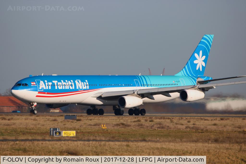 F-OLOV, 2005 Airbus A340-313 C/N 668, Take off