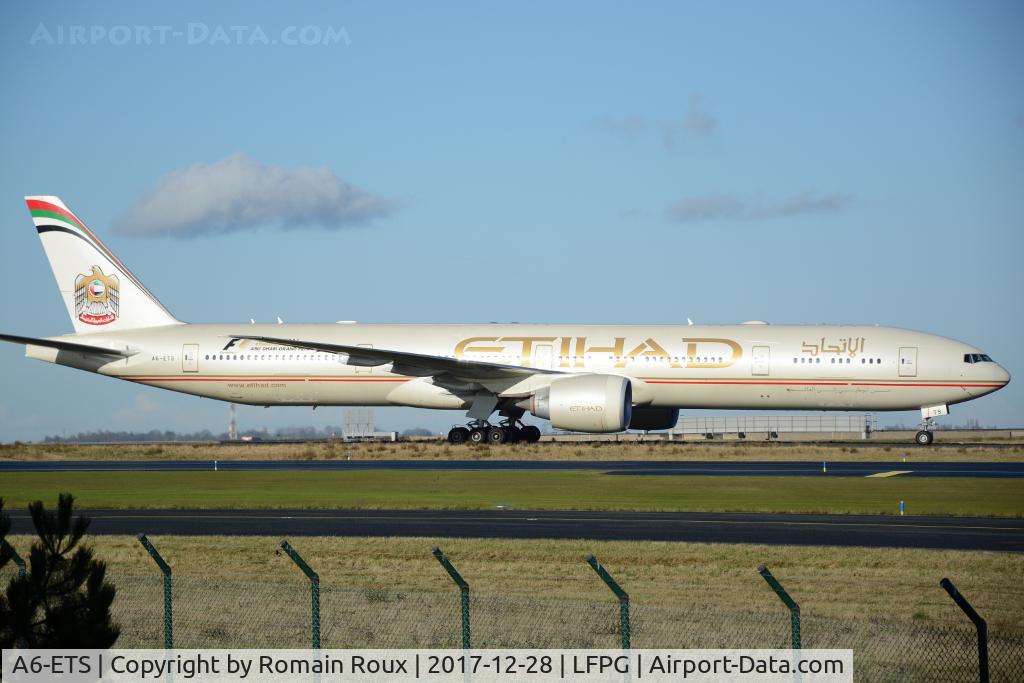 A6-ETS, 2014 Boeing 777-3FX/ER C/N 44548, Taxiing