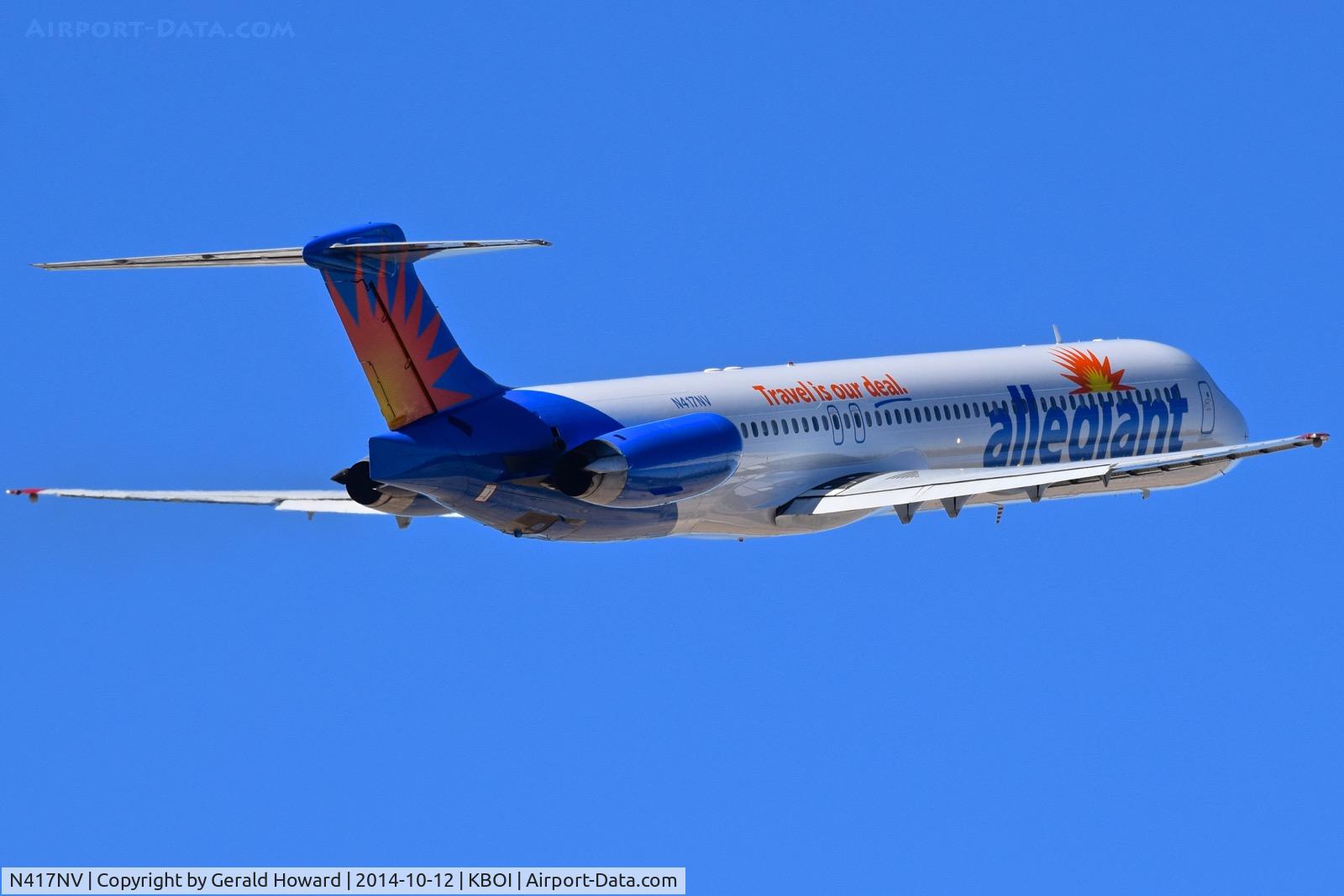 N417NV, 1992 McDonnell Douglas MD-83 (DC-9-83) C/N 53347, Departing RWY 28R.