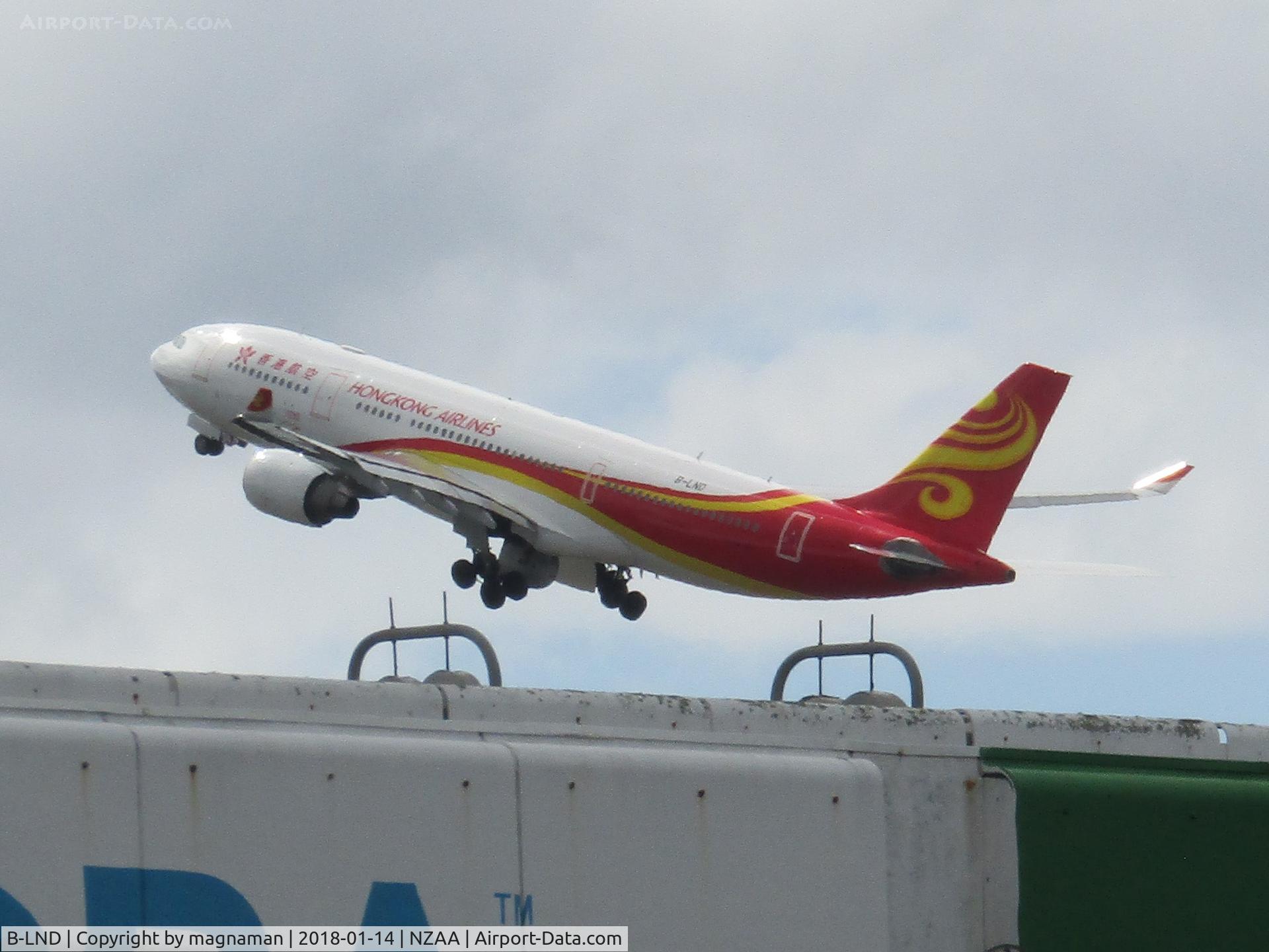 B-LND, 2010 Airbus A330-223 C/N 1042, escaping from AKL