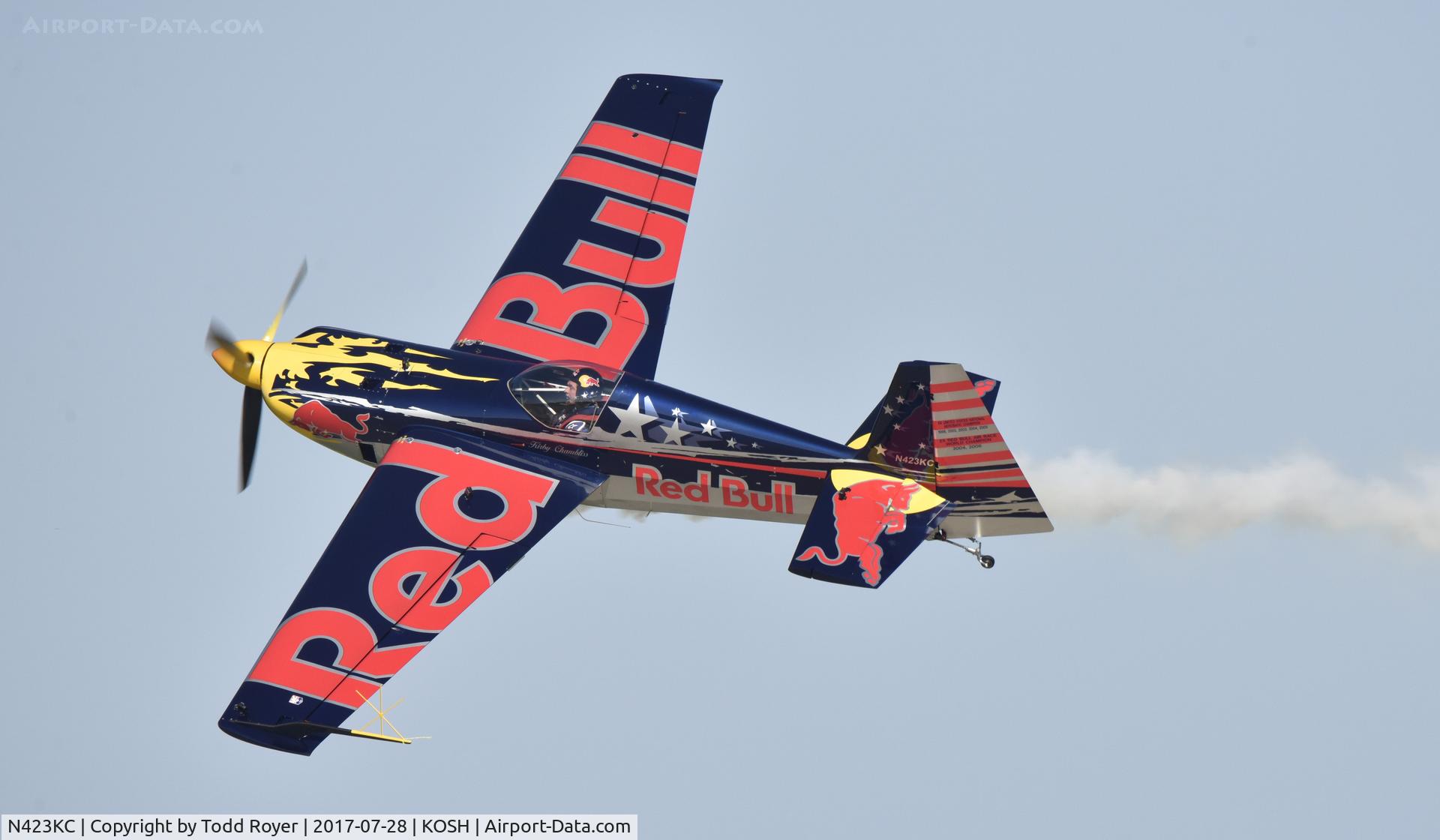 N423KC, 2009 Zivko Edge 540 C/N 0044, Airventure 2017