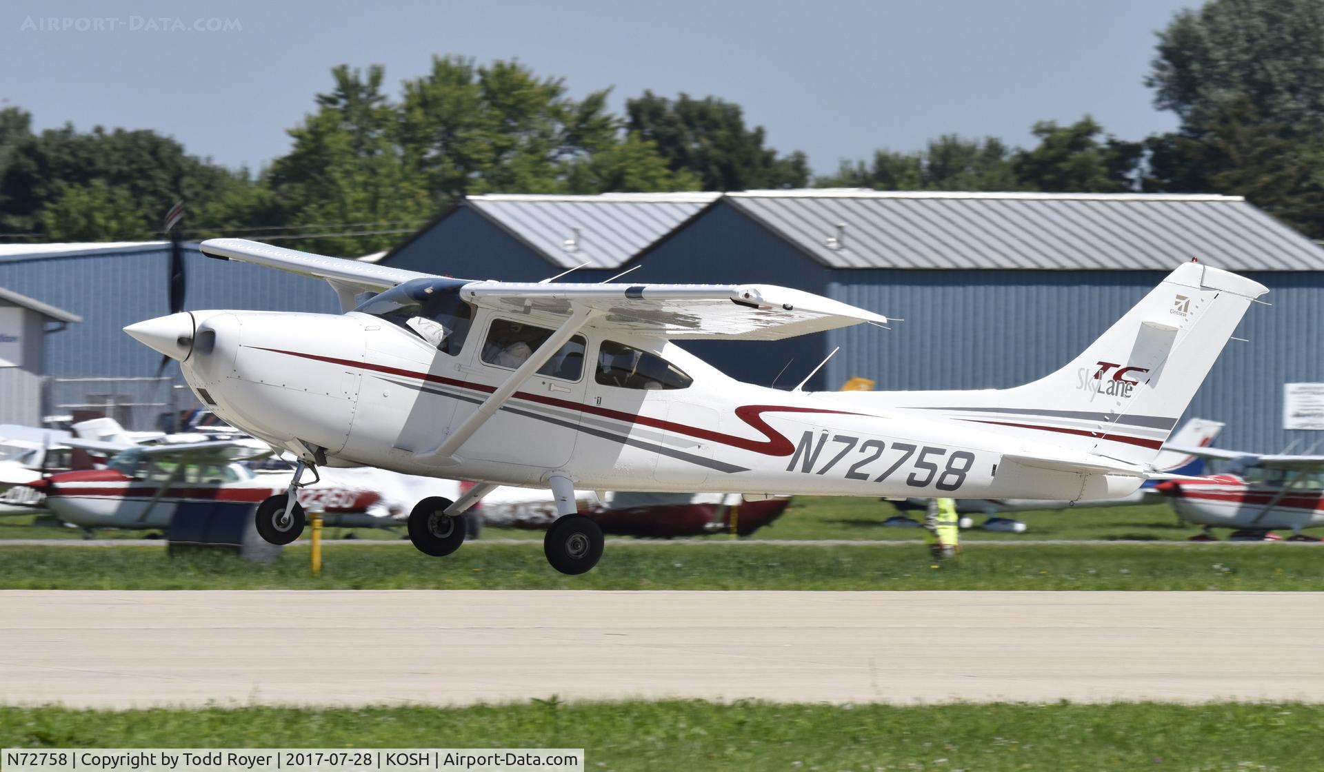 N72758, 2001 Cessna T182T Turbo Skylane C/N T18208004, Airventure 2017