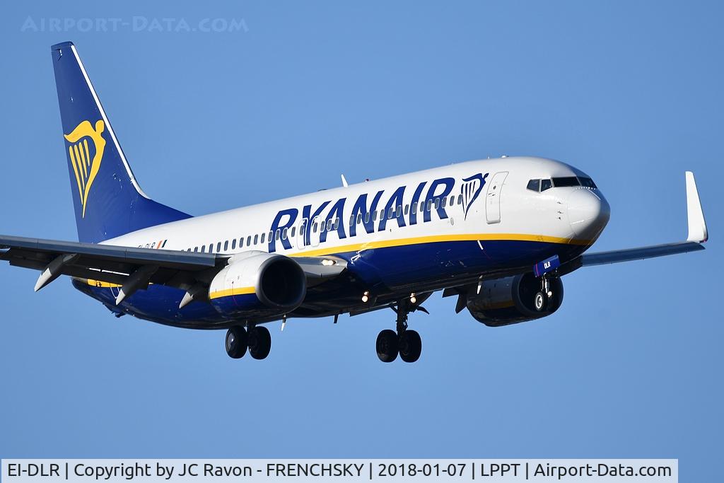 EI-DLR, 2006 Boeing 737-8AS C/N 33596, landing runway 03