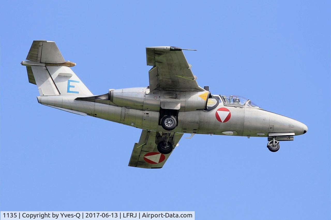 1135, Saab 105OE C/N 105435, Saab 105OE, On final rwy 08, Landivisiau Naval Air Base (LFRJ) Tiger Meet 2017
