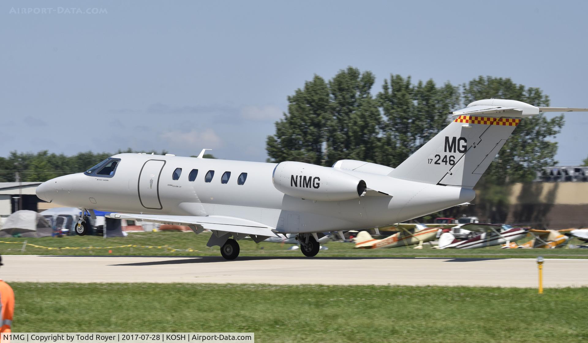 N1MG, 2017 Cessna 525C CitationJet CJ4 CitationJet CJ4 C/N 525C-0246, Airventure 2017