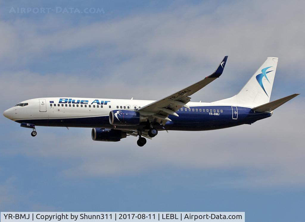 YR-BMJ, 2010 Boeing 737-82R C/N 40696, Landing rwy 25R