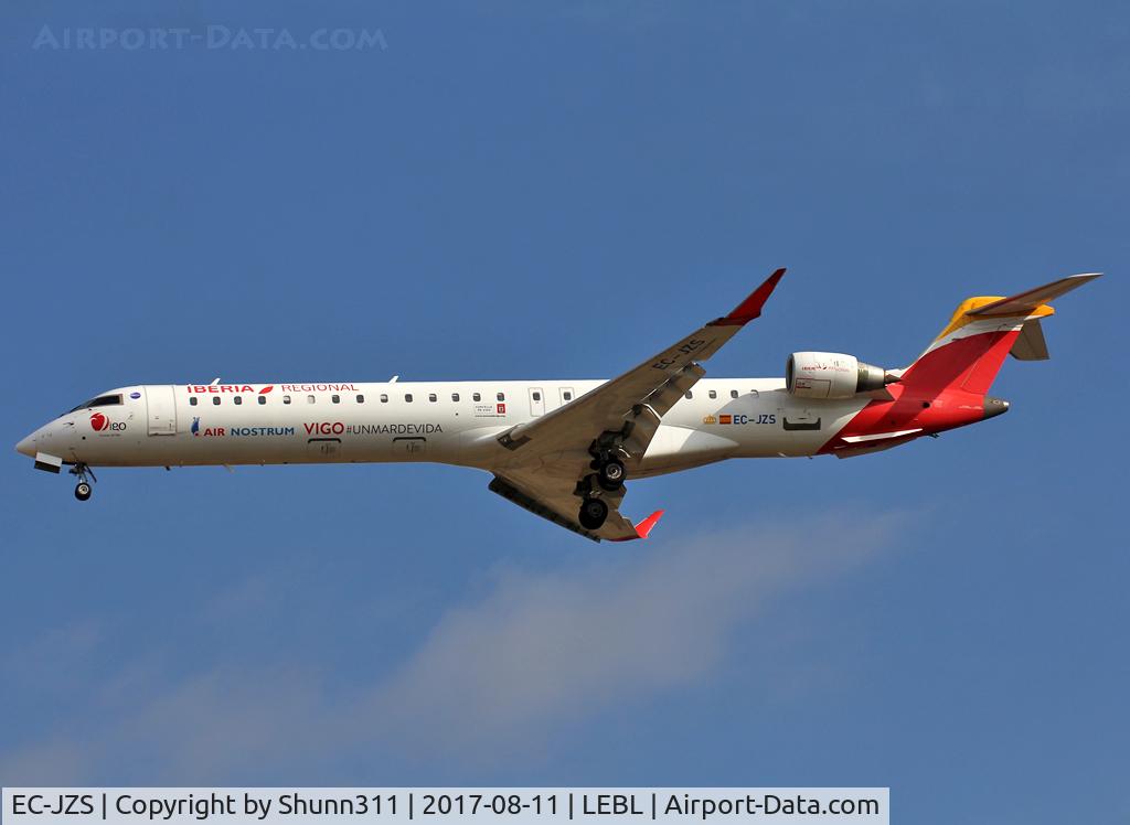 EC-JZS, 2007 Bombardier CRJ-900 (CL-600-2D24) C/N 15111, Landing rwy 25R