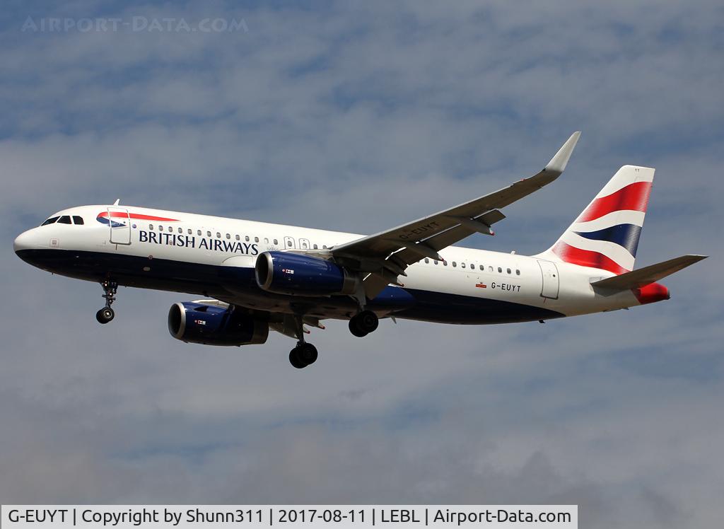 G-EUYT, 2014 Airbus A320-232 C/N 5985, Landing rwy 25R