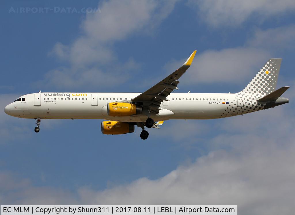 EC-MLM, 2016 Airbus A321-231 C/N 7108, Landing rwy 25R