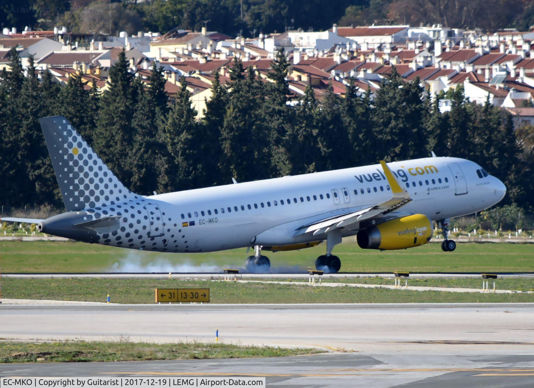 EC-MKO, 2016 Airbus A320-232 C/N 7028, At Malaga