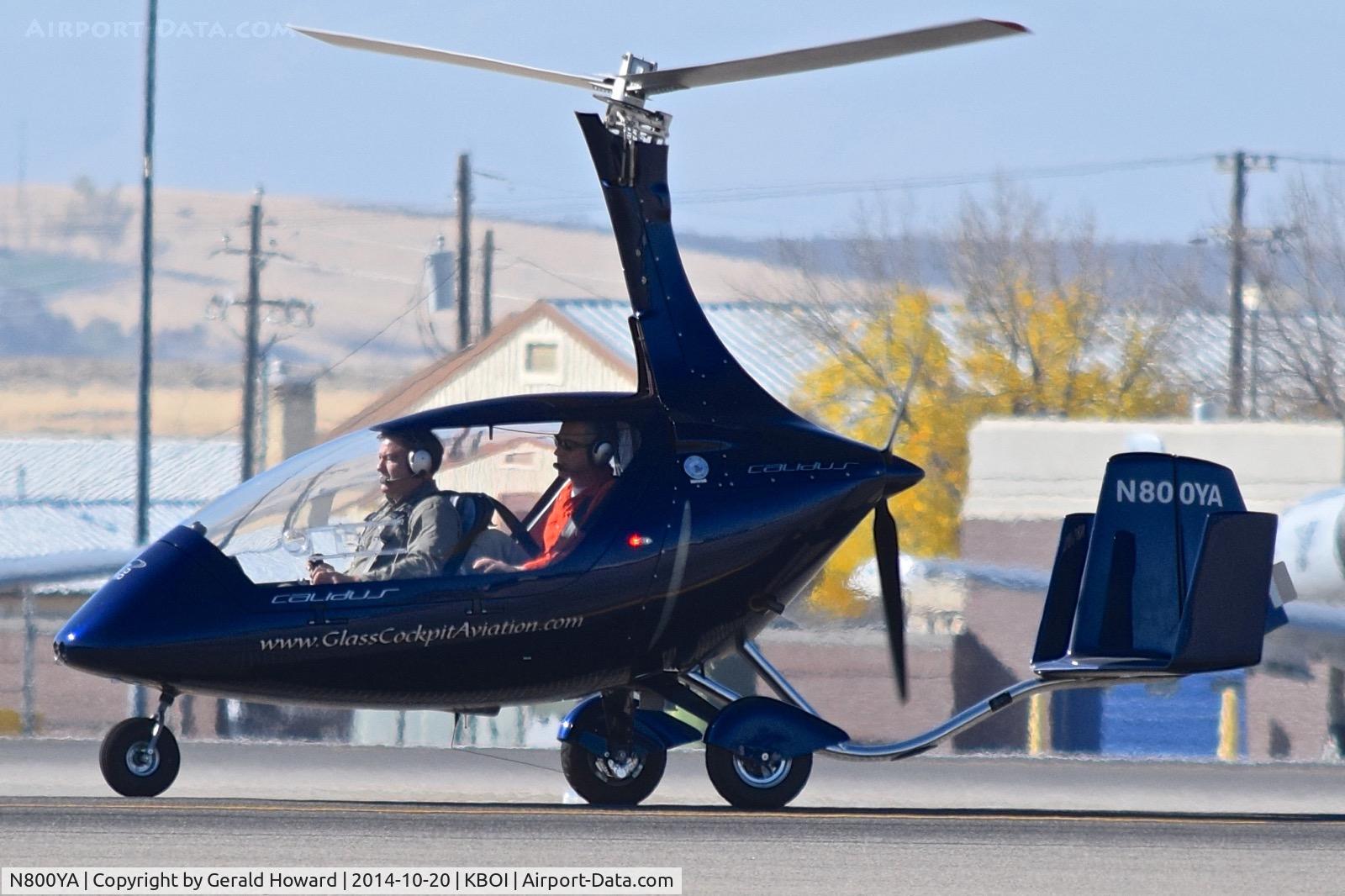 N800YA, AutoGyro Calidus C/N C00308, Take off roll on RWY 10L.