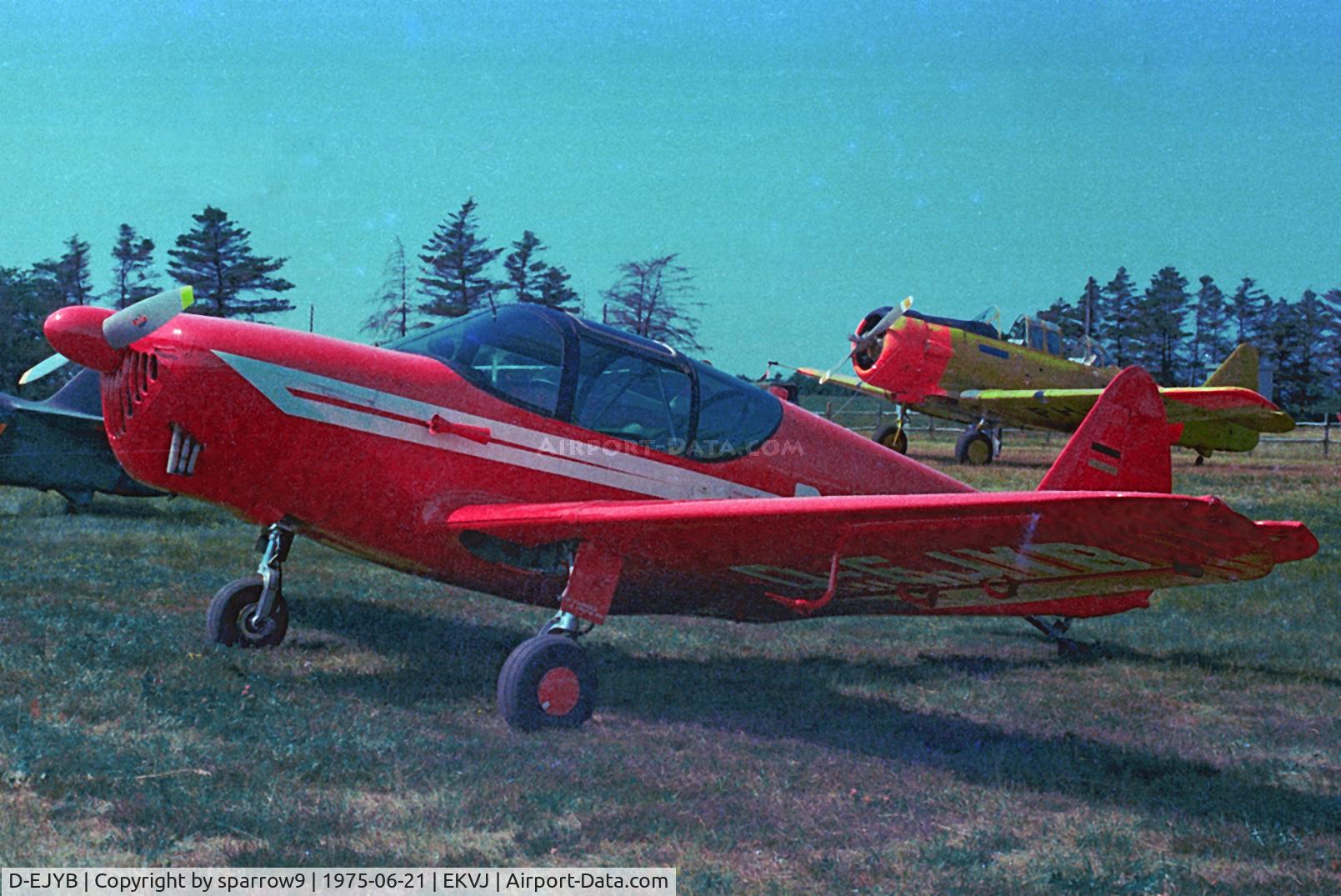 D-EJYB, 1946 Globe GC-1B Swift C/N 1320, Stauning KZ-Oldtimer Rally. Scanned from a slide.