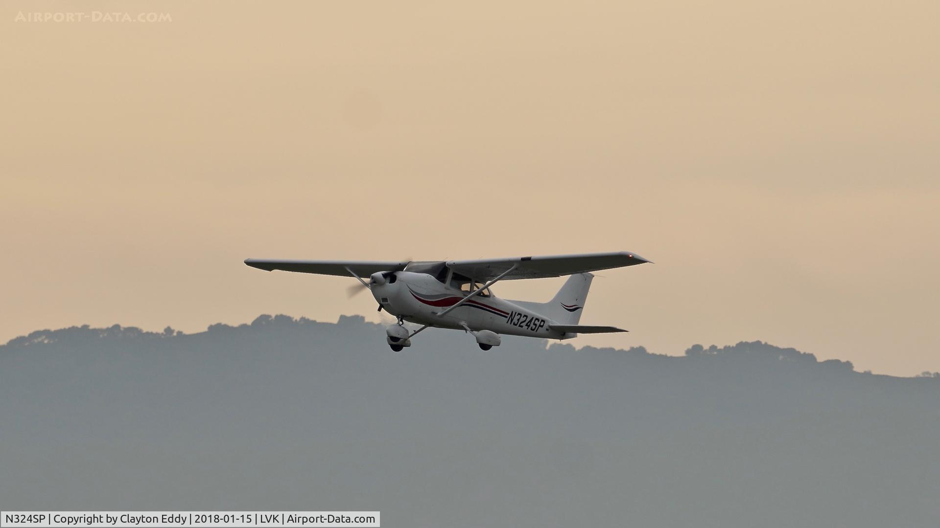 N324SP, 1999 Cessna 172S C/N 172S8249, Livermore Airport California 2018.
