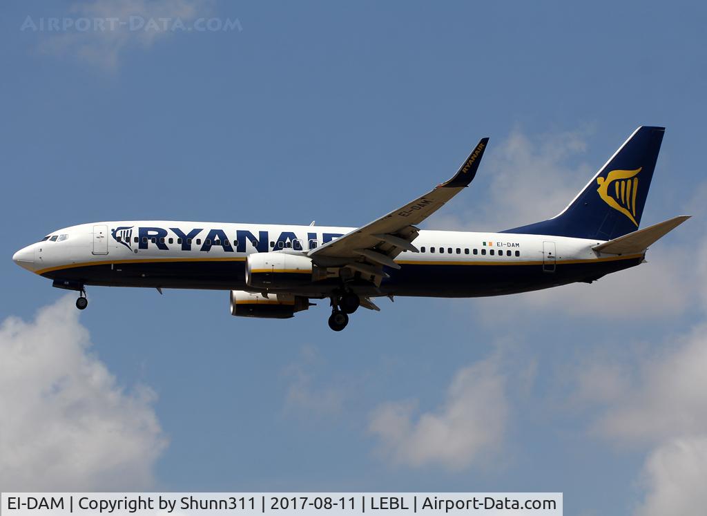 EI-DAM, 2003 Boeing 737-8AS C/N 33719, Landing rwy 25R
