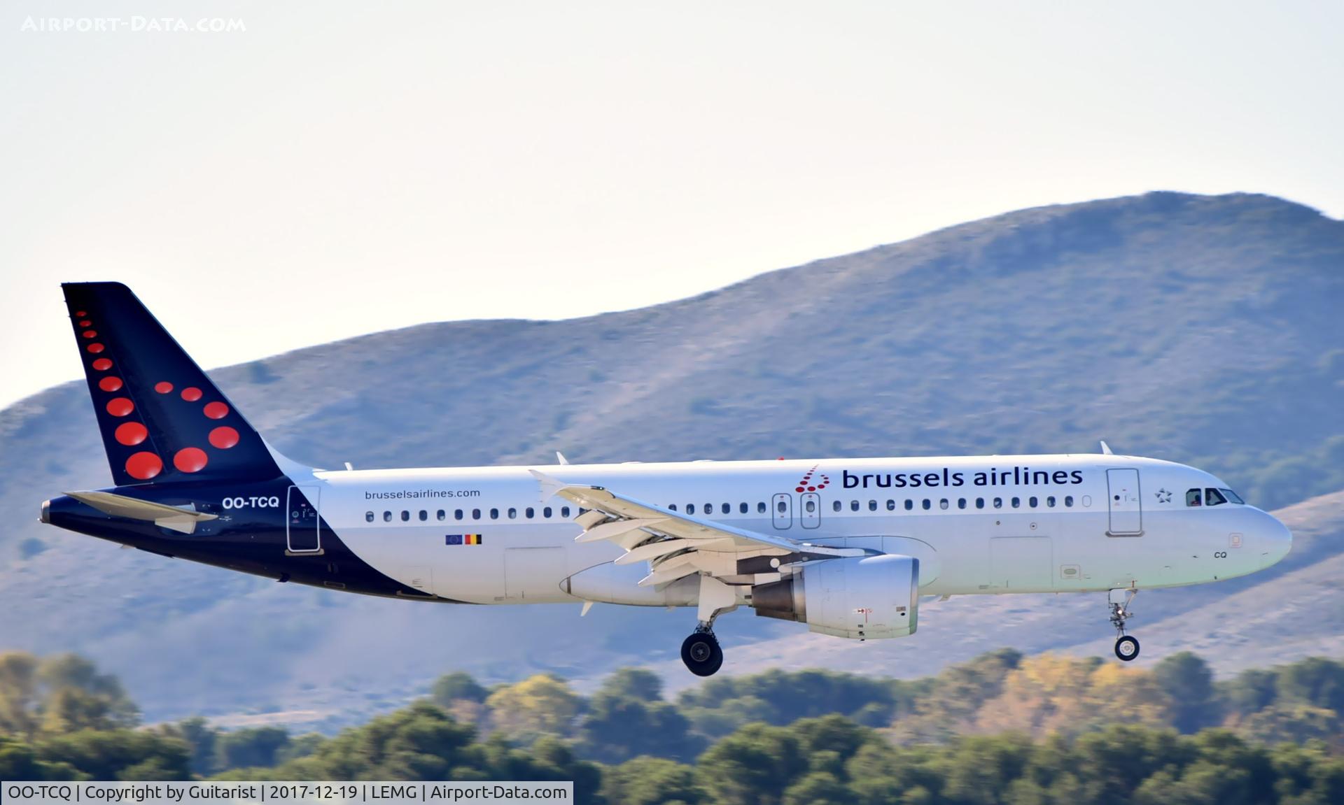 OO-TCQ, 2003 Airbus A320-214 C/N 2114, At Malaga