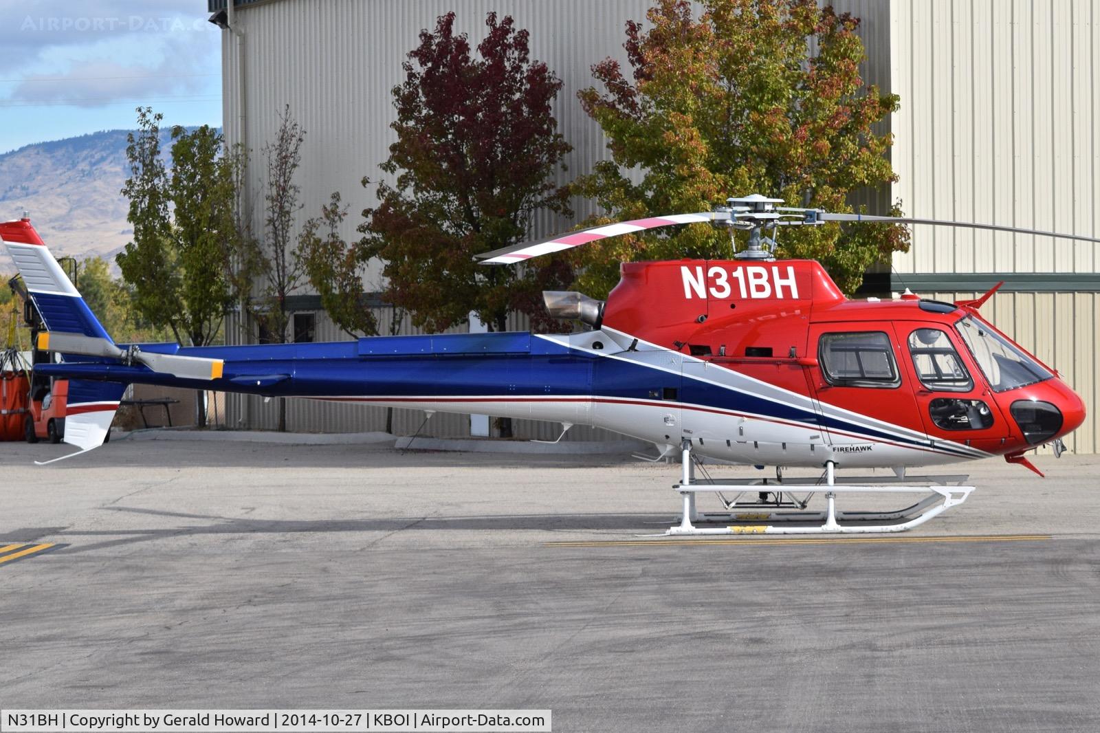 N31BH, 2001 Eurocopter AS-350B-3 Ecureuil Ecureuil C/N 3508, Parked on Firehawk ramp.