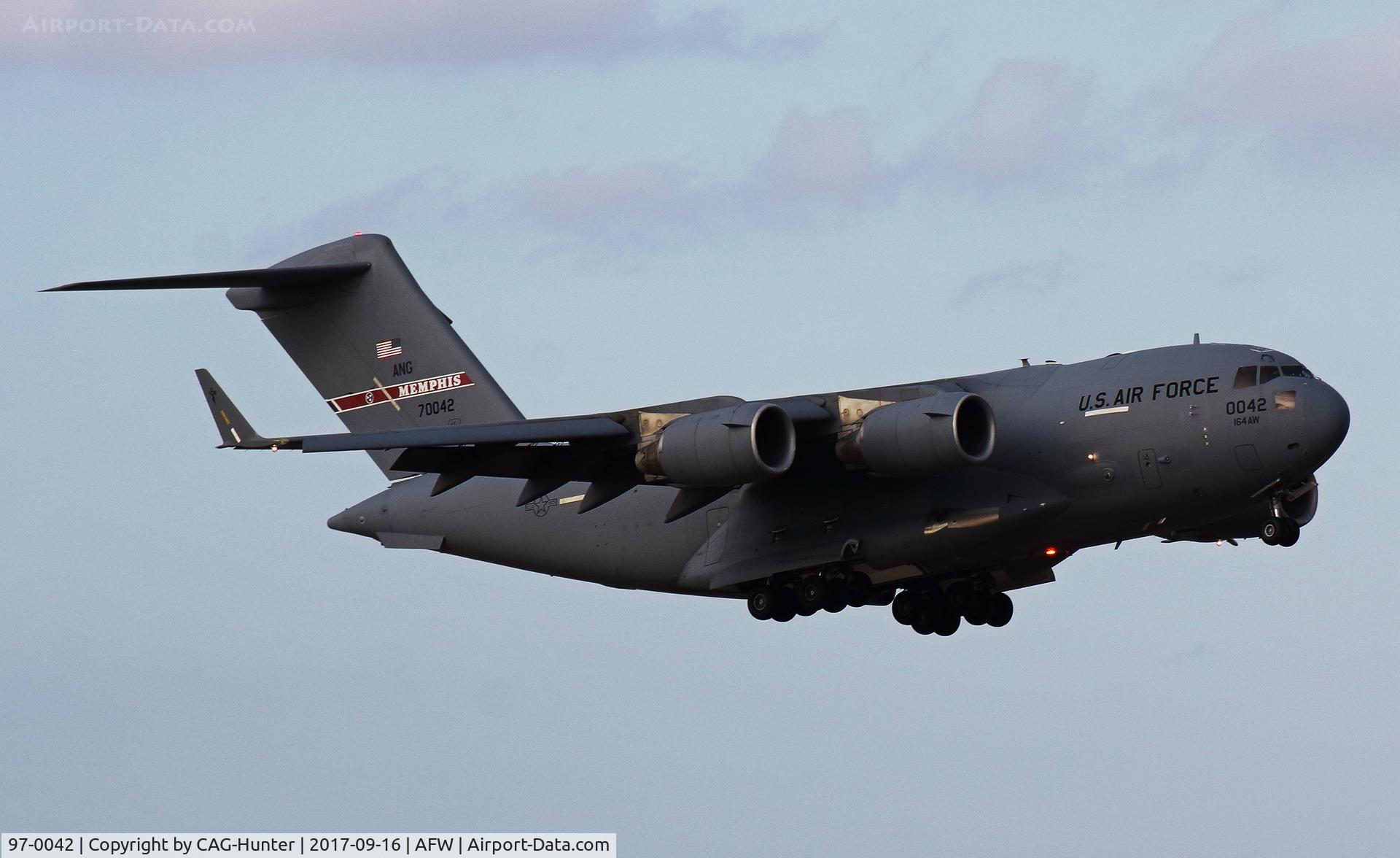 97-0042, 1997 Boeing C-17A Globemaster III C/N 50046/P-42/F-45, (ELVIS) C-17 Landing at AFW