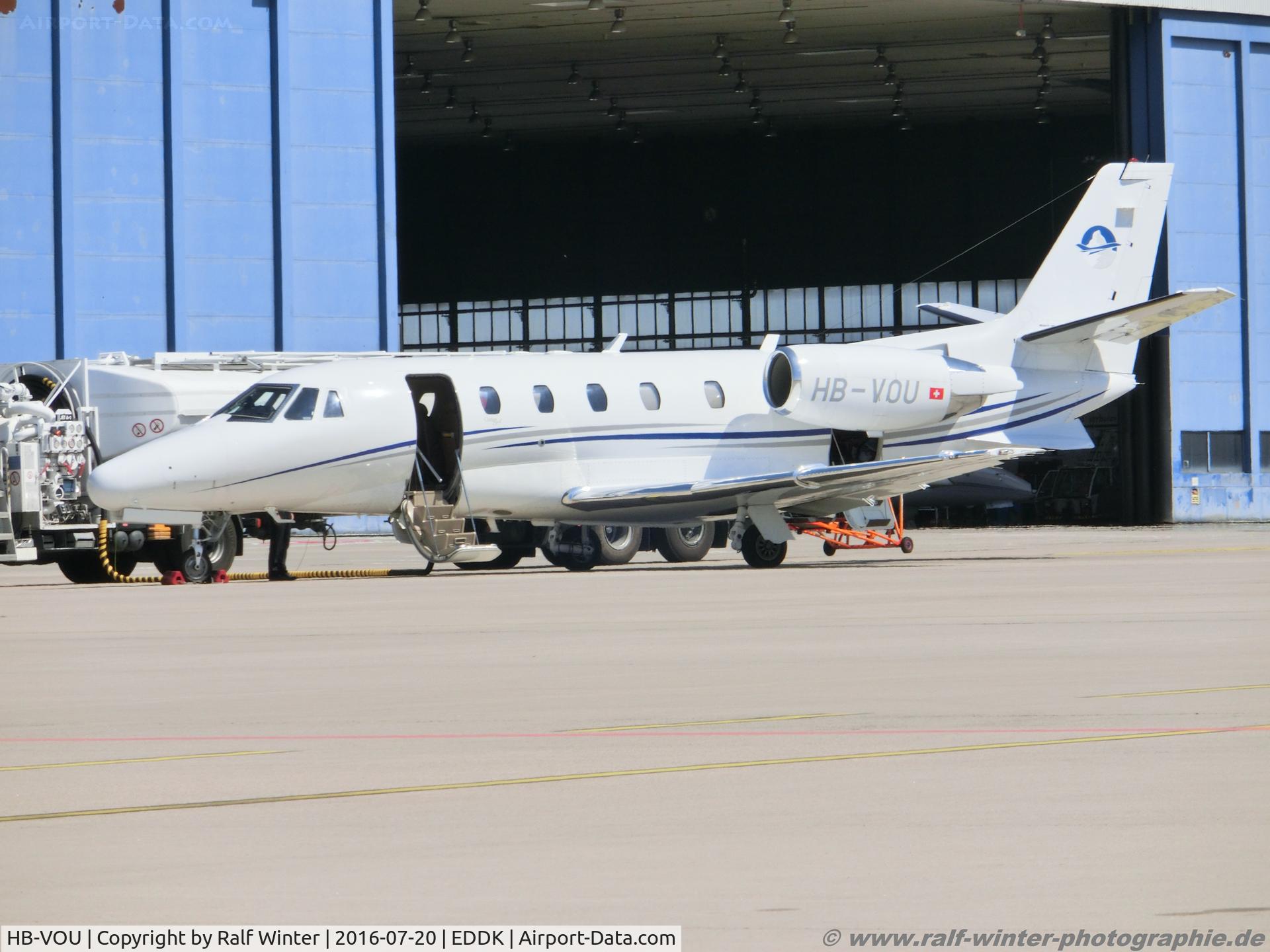 HB-VOU, 2000 Cessna 560XL Citation Excel C/N 560-5070, Cessna 560XL Citation Excel - 0J PJZ Premium Jet AD - 560-5070 - HB-VOU - 20.07.2016 - CGN