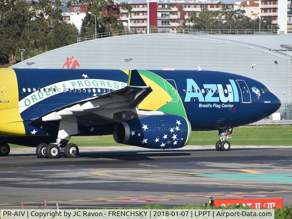 PR-AIV, 2003 Airbus A330-243 C/N 532, 