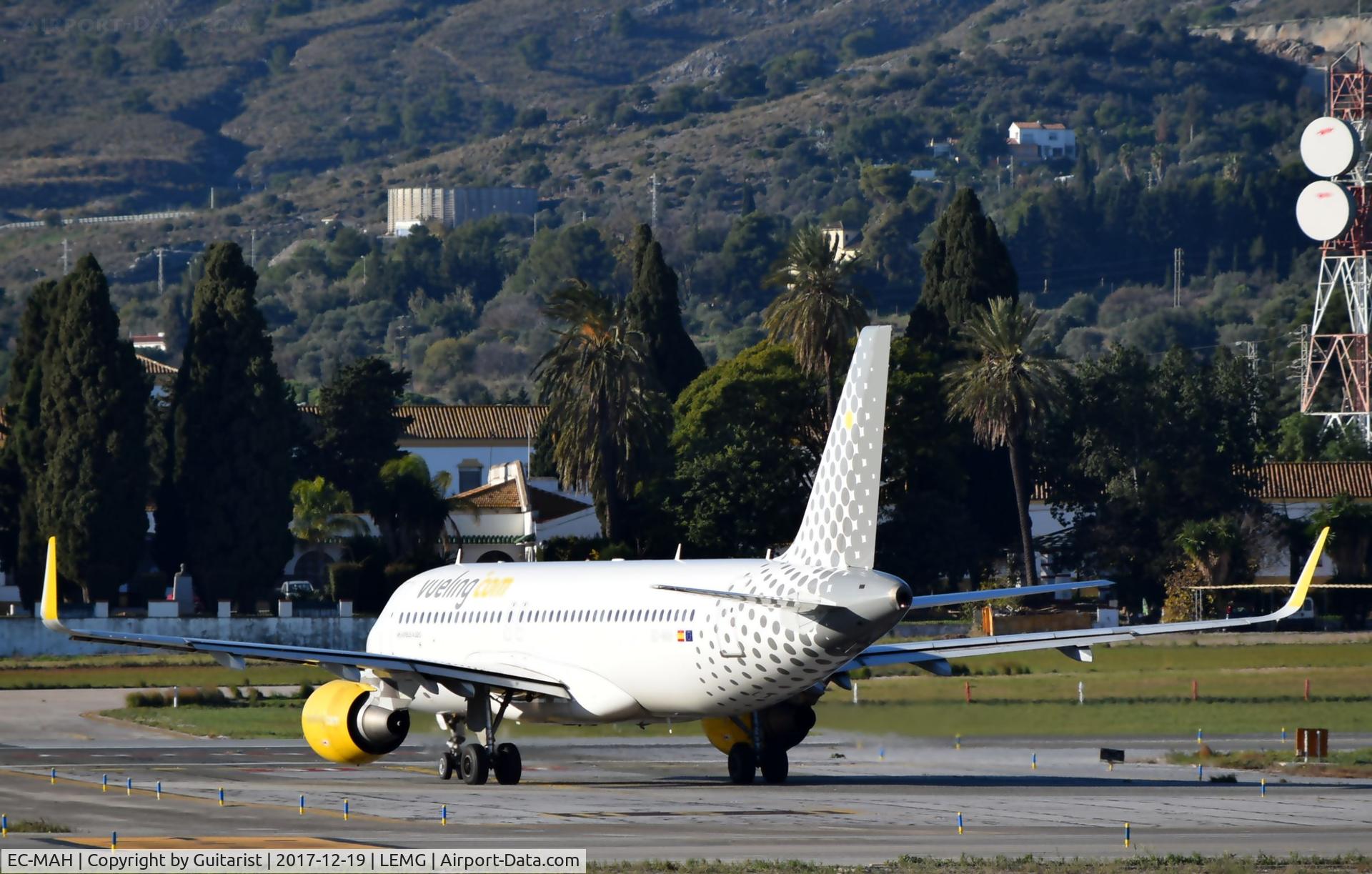 EC-MAH, 2014 Airbus A320-214 C/N 6039, At Malaga