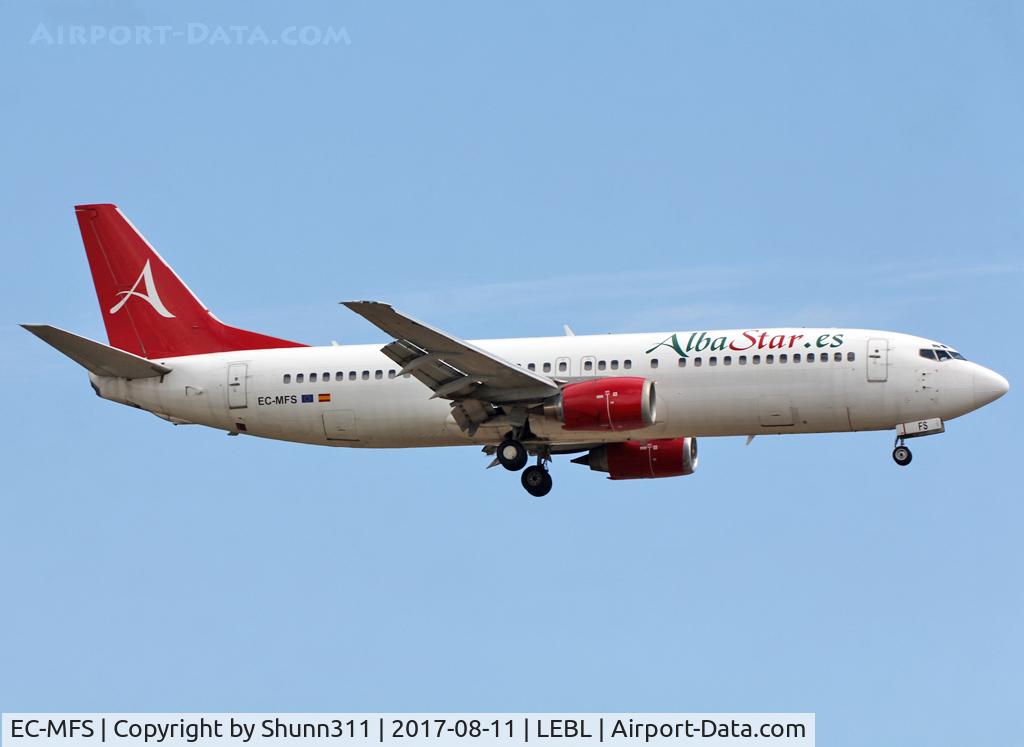 EC-MFS, 1992 Boeing 737-4Y0 C/N 25178, Landing rwy 25R