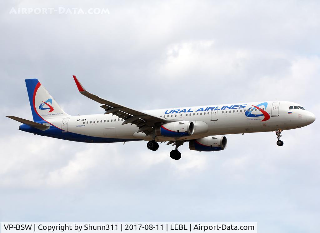VP-BSW, 2016 Airbus A321-231 C/N 7206, Landing rwy 25R
