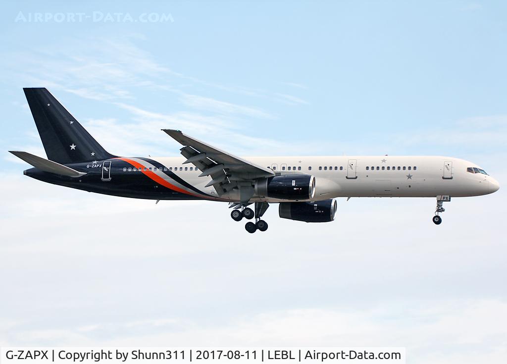 G-ZAPX, 2000 Boeing 757-256 C/N 29309, Landing rwy 25R... Flight from Vueling Airlines