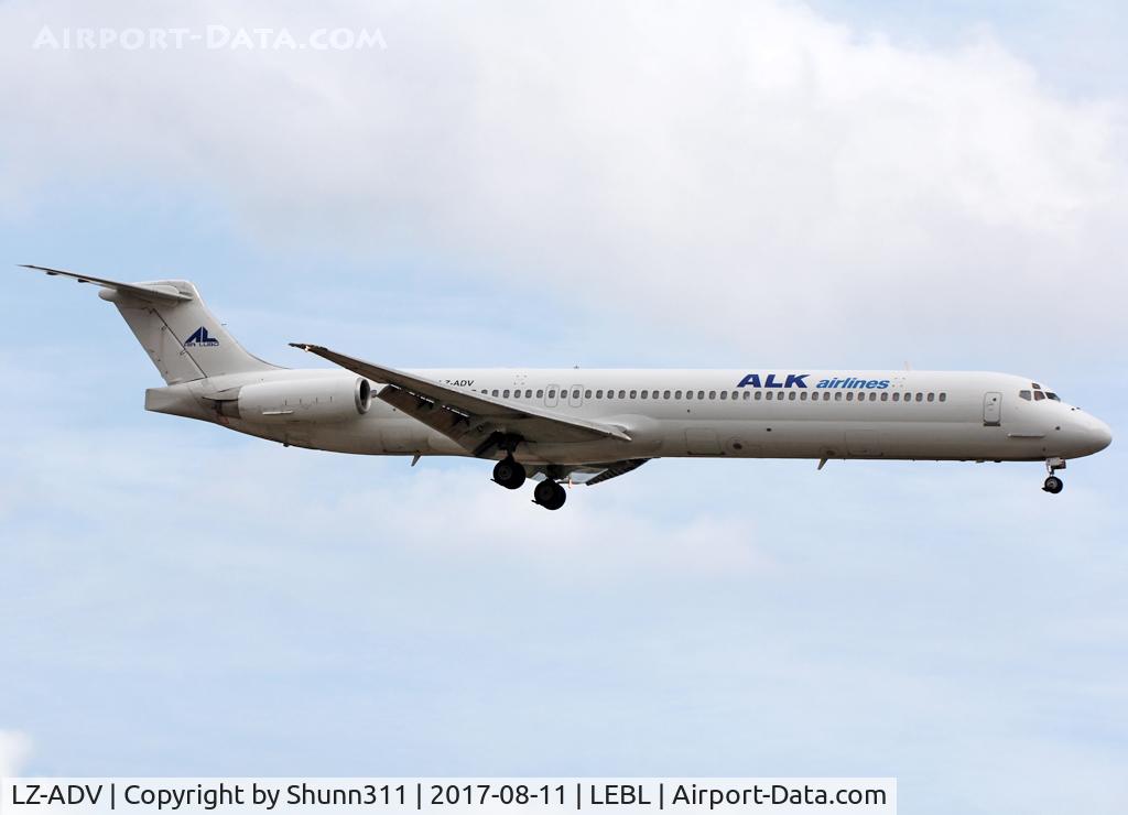 LZ-ADV, 1989 McDonnell Douglas MD-82 (DC-9-82) C/N 53053, Landing rwy 25R