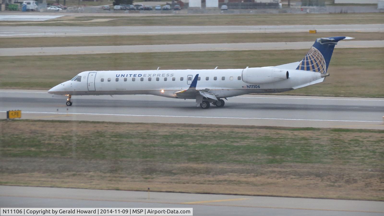 N11106, 2002 Embraer ERJ-145XR (EMB-145XR) C/N 145650, Landing roll out on RWY 30R.