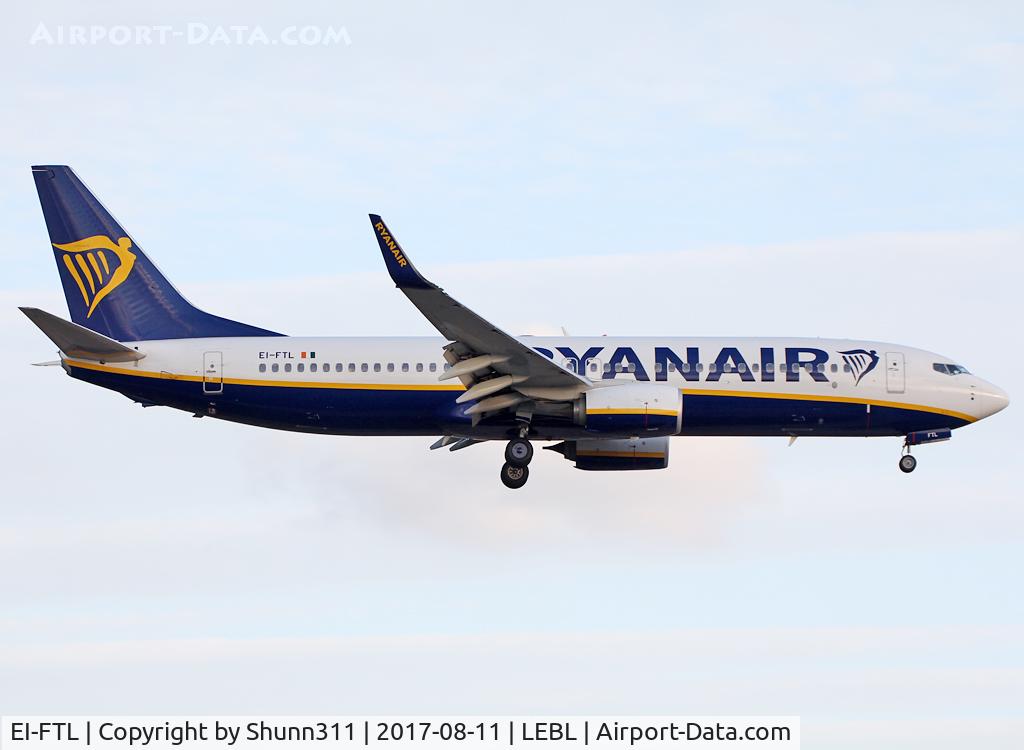 EI-FTL, 2016 Boeing 737-8AS C/N 44762, Landing rwy 25R