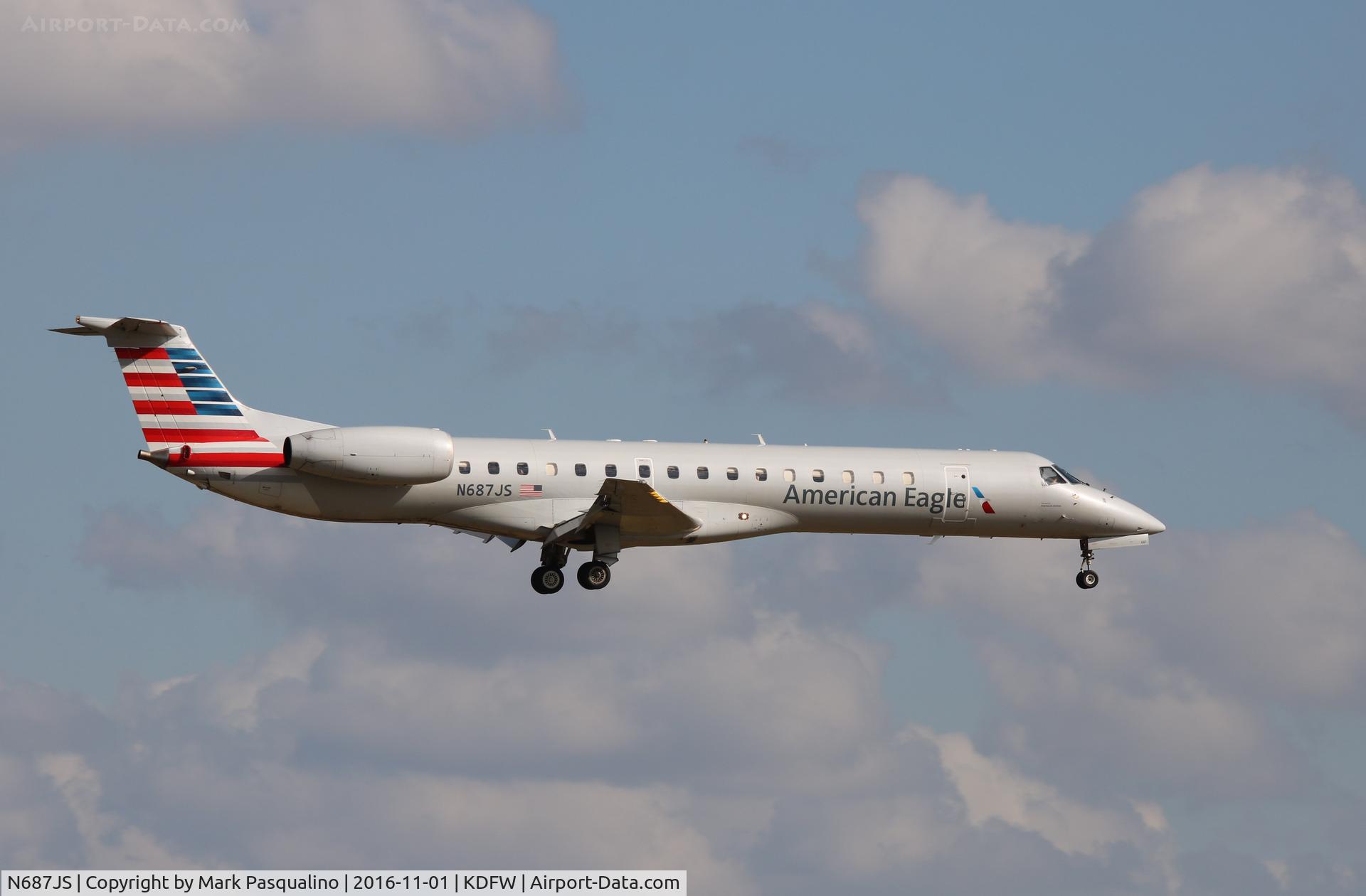 N687JS, 2004 Embraer ERJ-145LR (EMB-145LR) C/N 14500846, EMB-145LR