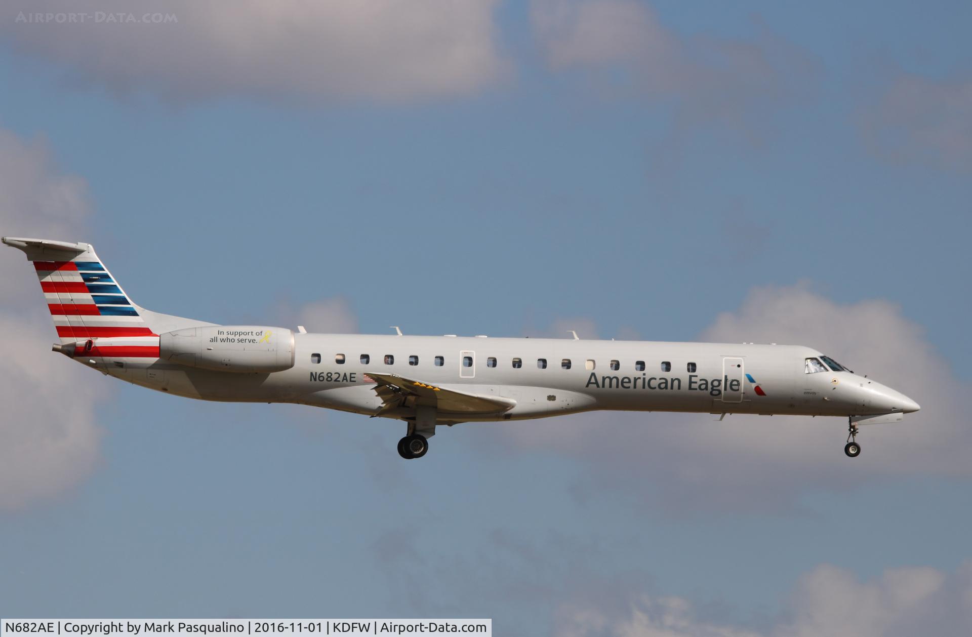 N682AE, 2004 Embraer ERJ-145LR (EMB-145LR) C/N 14500826, EMB-145LR