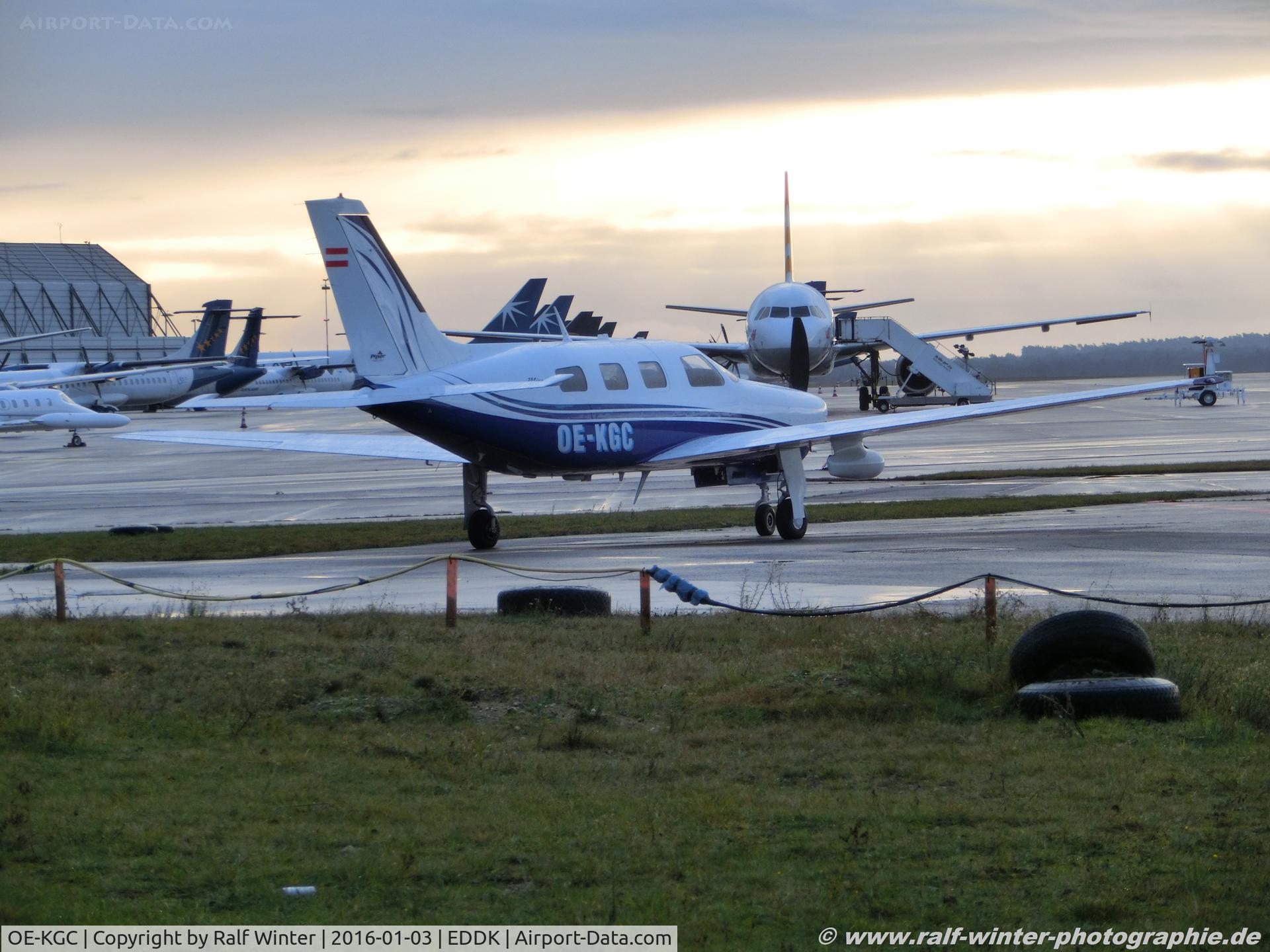 OE-KGC, 2007 Piper PA-46-350P Malibu Mirage C/N 4636418, Piper PA-46-350P Malibu - VB Beteiligungs GmbH - 4636418 - OE-KGC - 03.01.2016 - CGN