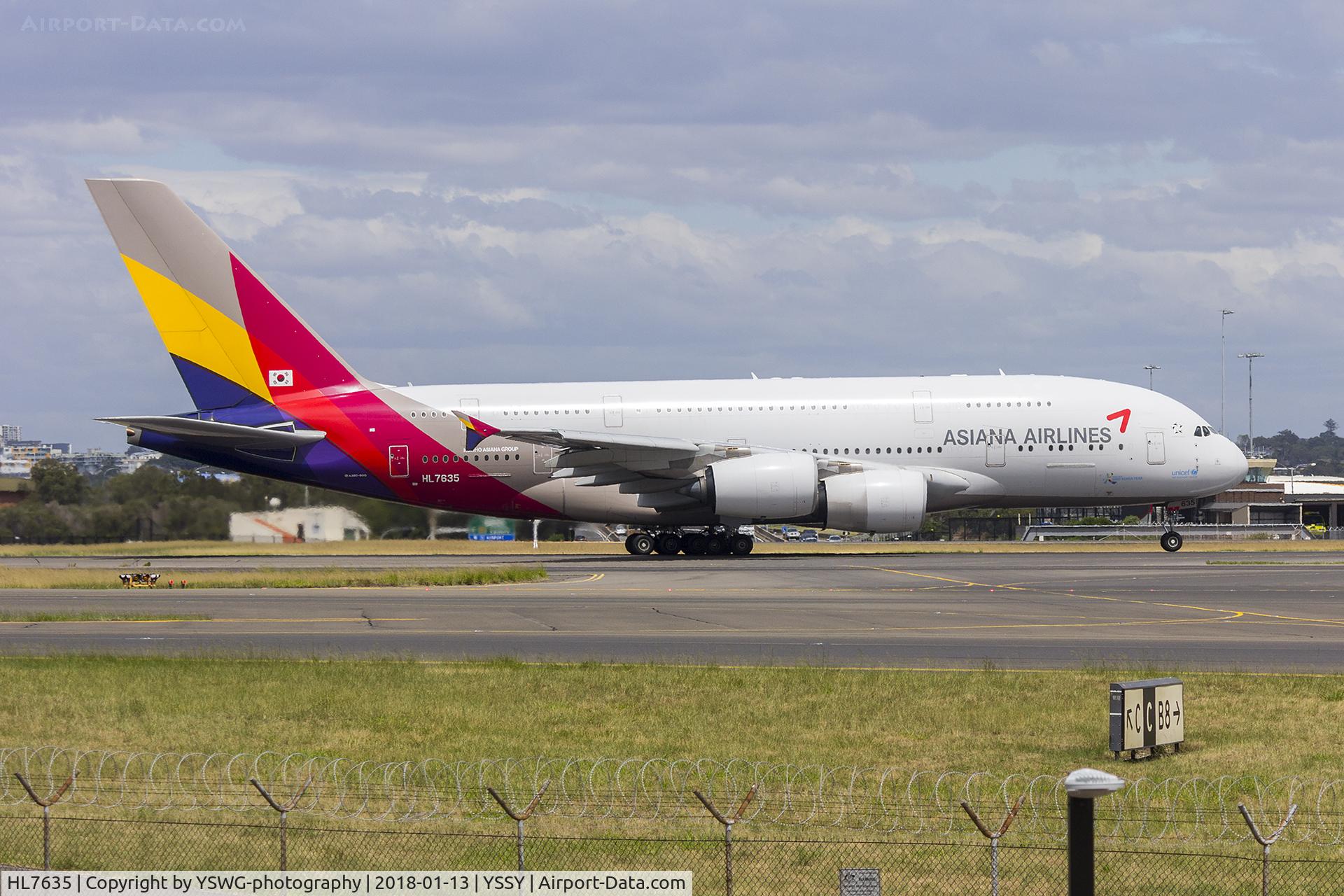 HL7635, 2015 Airbus A380-841 C/N 183, Asiana Airlines (HL7635) Airbus A380-841 departing Sydney Airport