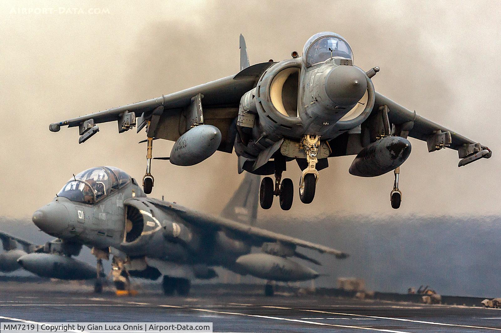 MM7219, McDonnell Douglas AV-8B+ Harrier II C/N 271/IT008, CARRIER