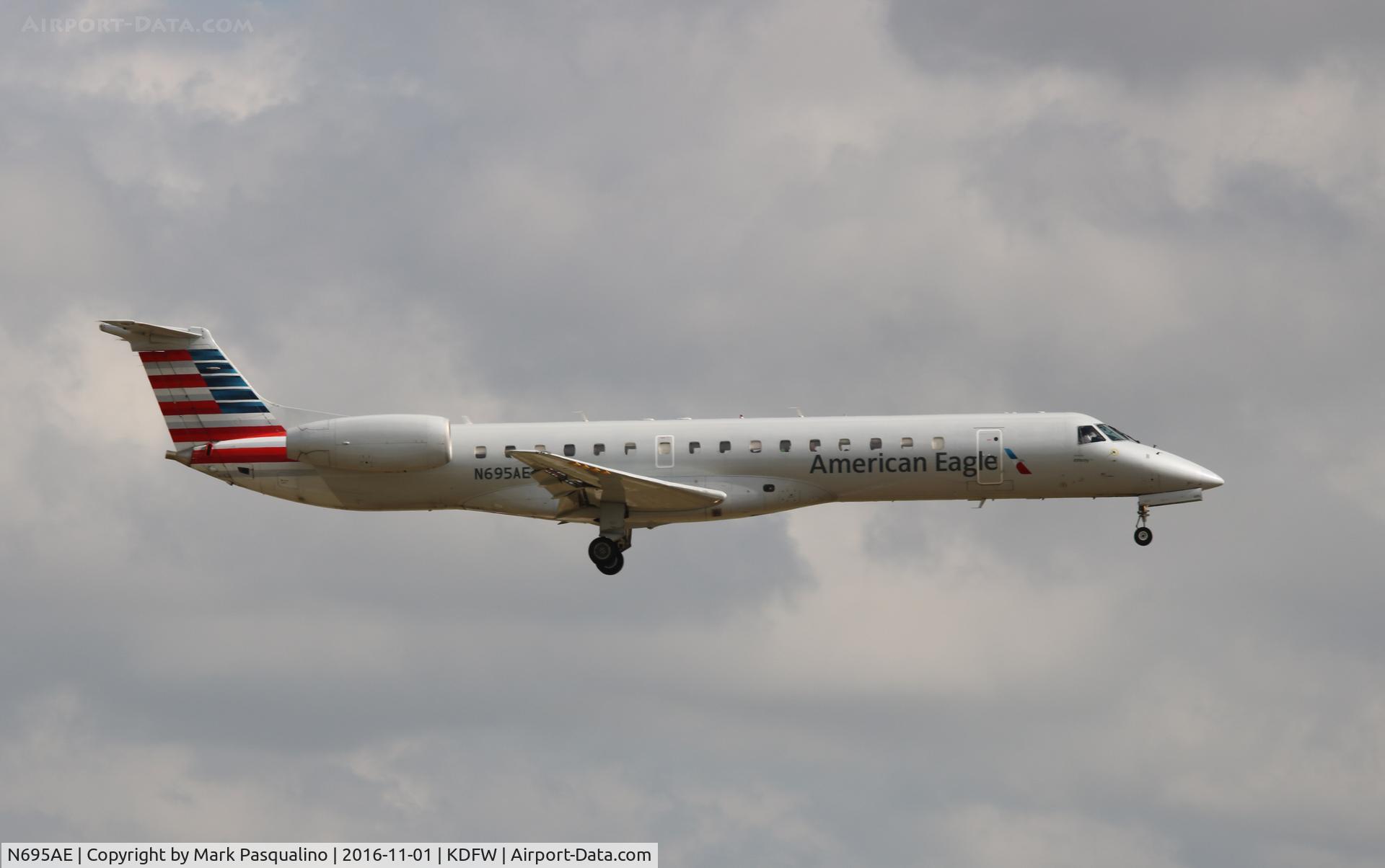 N695AE, 2004 Embraer ERJ-145LR (EMB-145LR) C/N 14500870, EMB-145LR