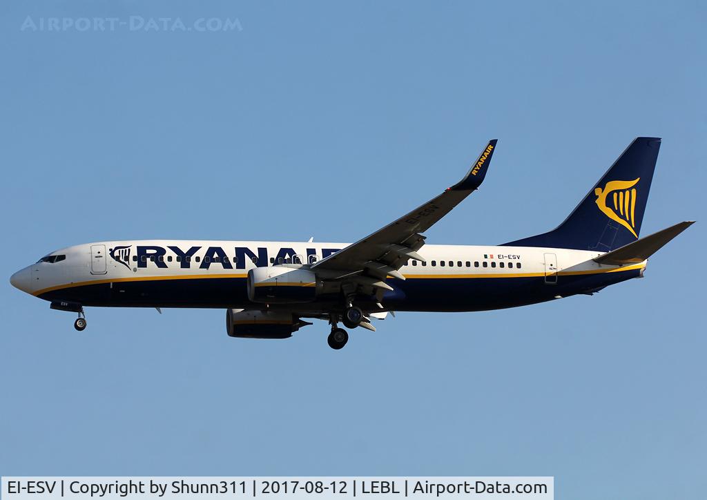 EI-ESV, 2011 Boeing 737-8AS C/N 34993, Landing rwy 25R