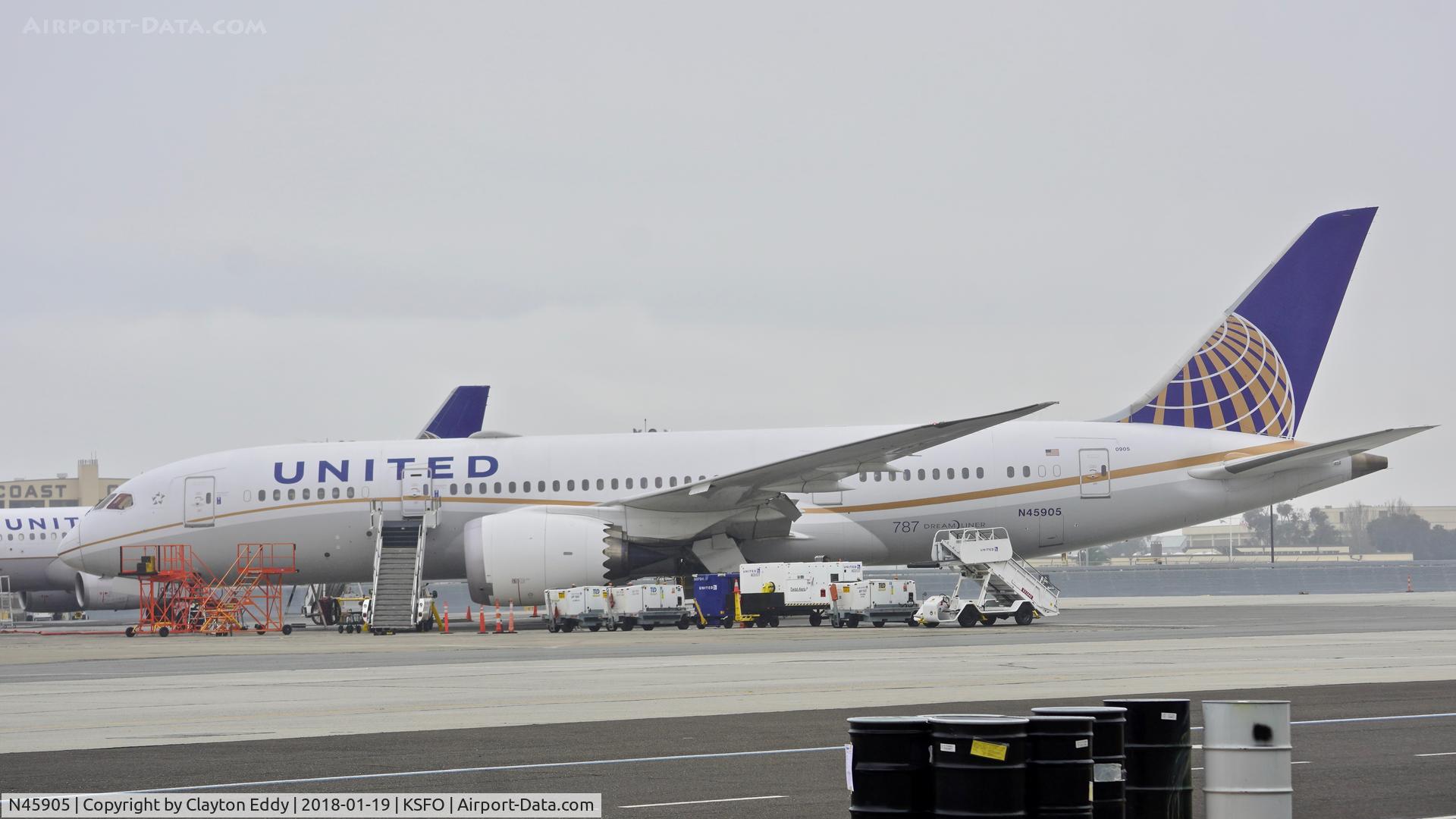 N45905, 2012 Boeing 787-8 Dreamliner Dreamliner C/N 34825, SFO 2018.