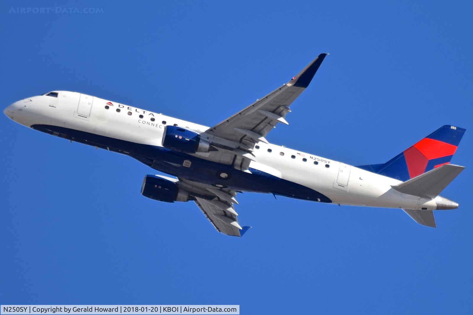 N250SY, 2016 Embraer 175LR (ERJ-170-200LR) C/N 17000610, Departing BOI.