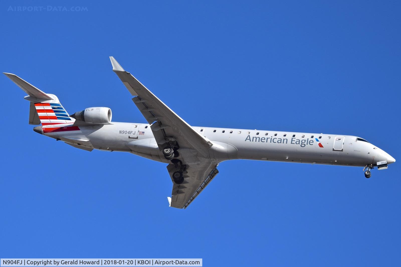 N904FJ, 2003 Bombardier CRJ-900ER (CL-600-2D24) C/N 15004, On approach for RWY 10L.
