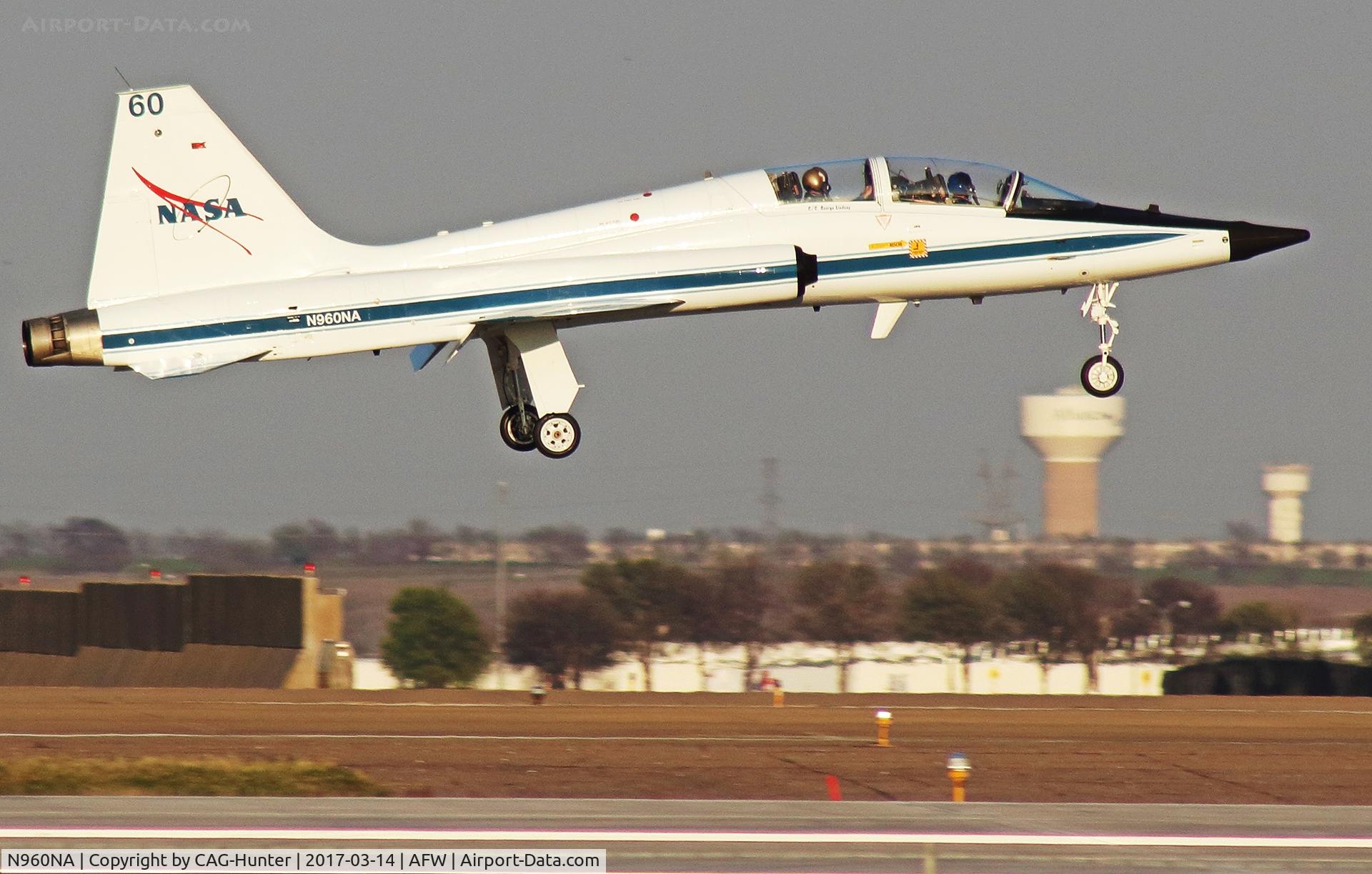 N960NA, 1970 Northrop T-38A C/N 70-1552 (6241), NASA T-38 Landing at AFW