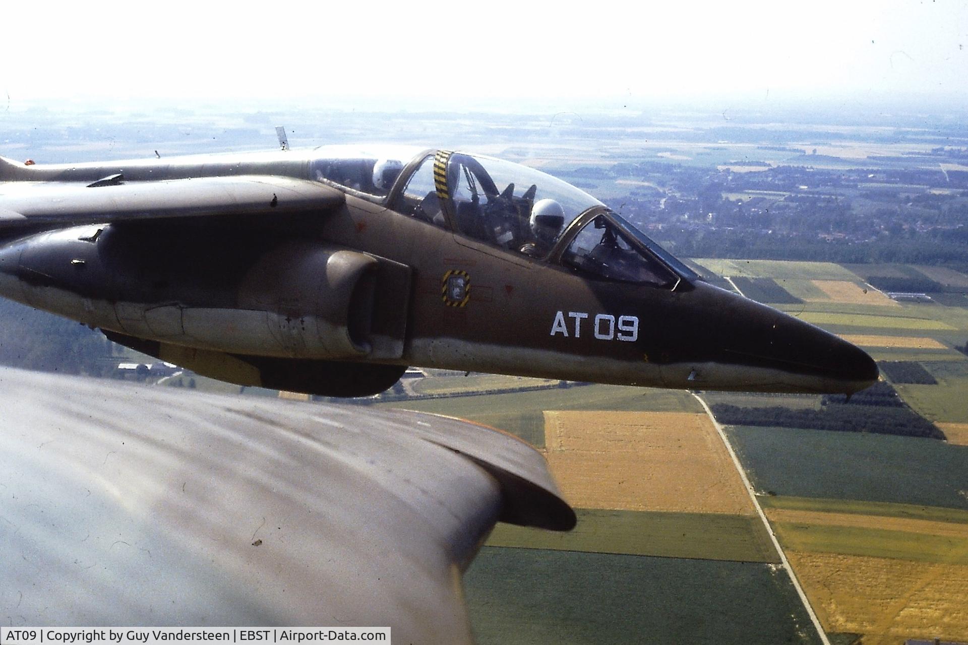 AT09, Dassault-Dornier Alpha Jet 1B C/N B09/1027, Formation flight @ EBST