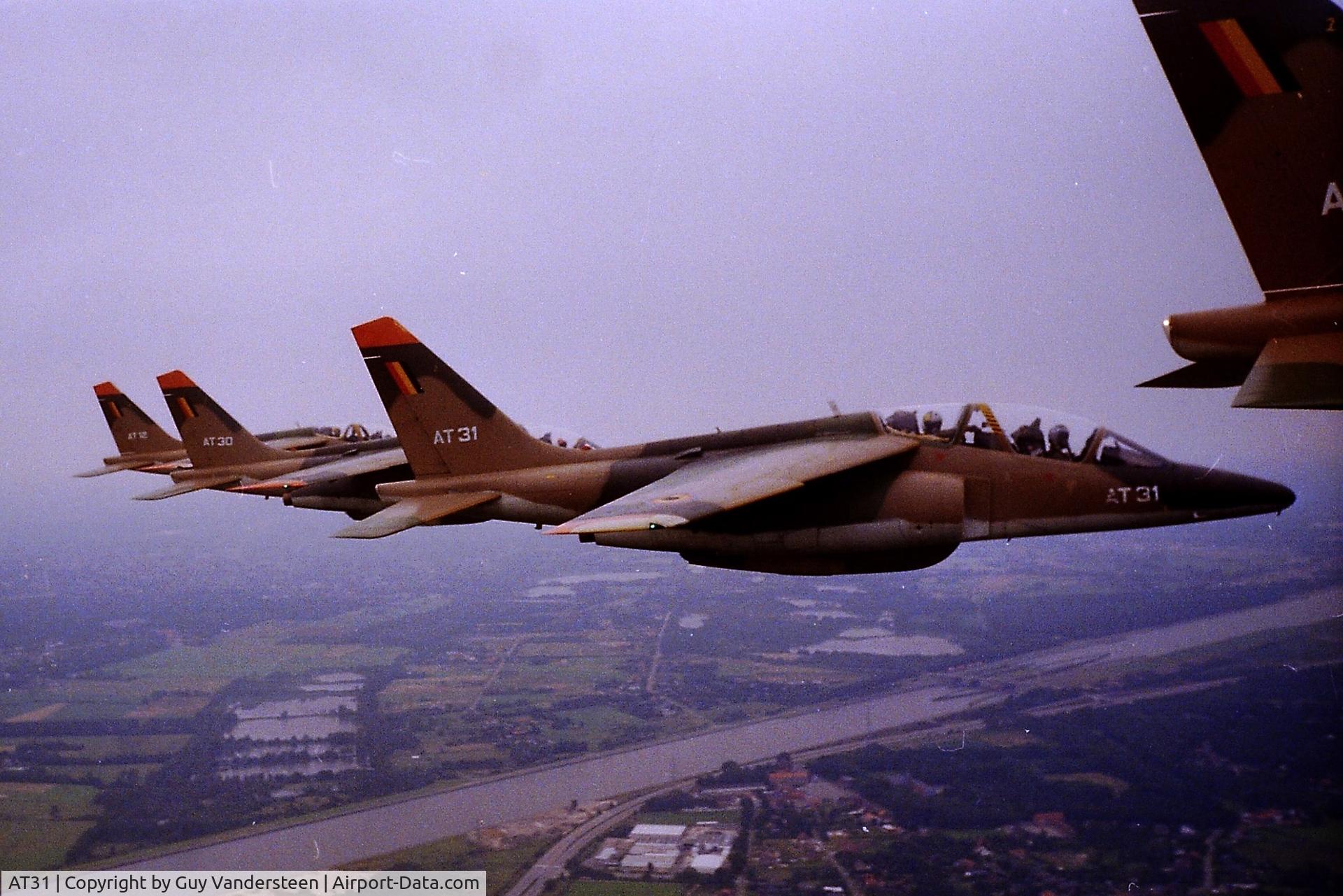 AT31, Dassault-Dornier Alpha Jet 1B C/N B31/1142, Formation flight