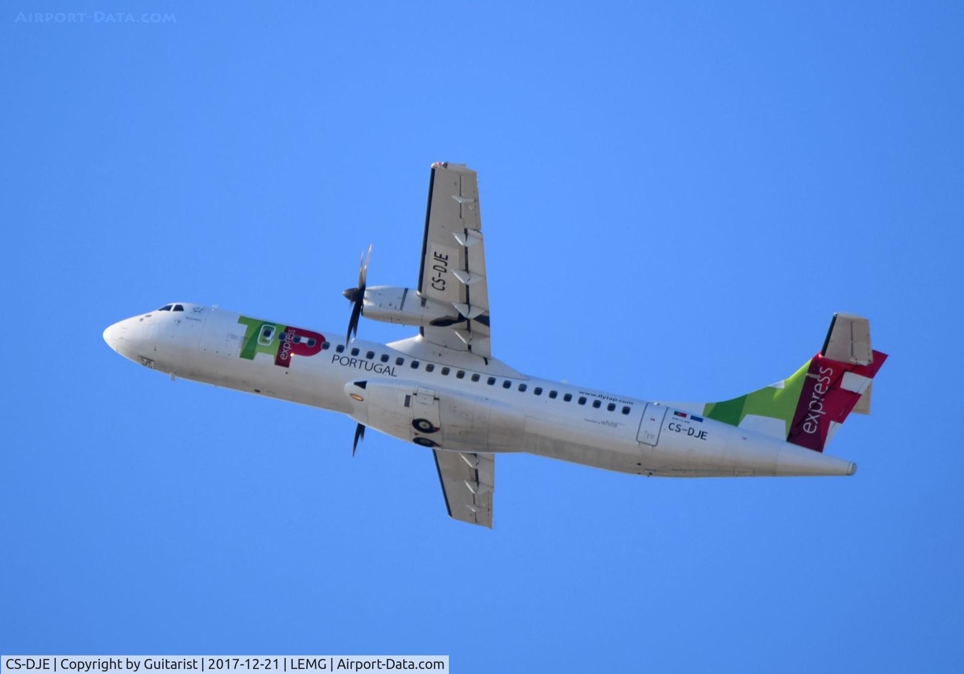 CS-DJE, 2015 ATR 72-600 (72-212A) C/N 1236, At Malaga